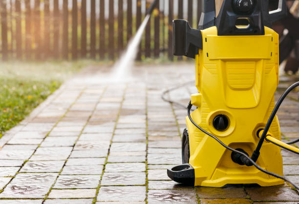 Best Fence Cleaning  in March Ar, CA